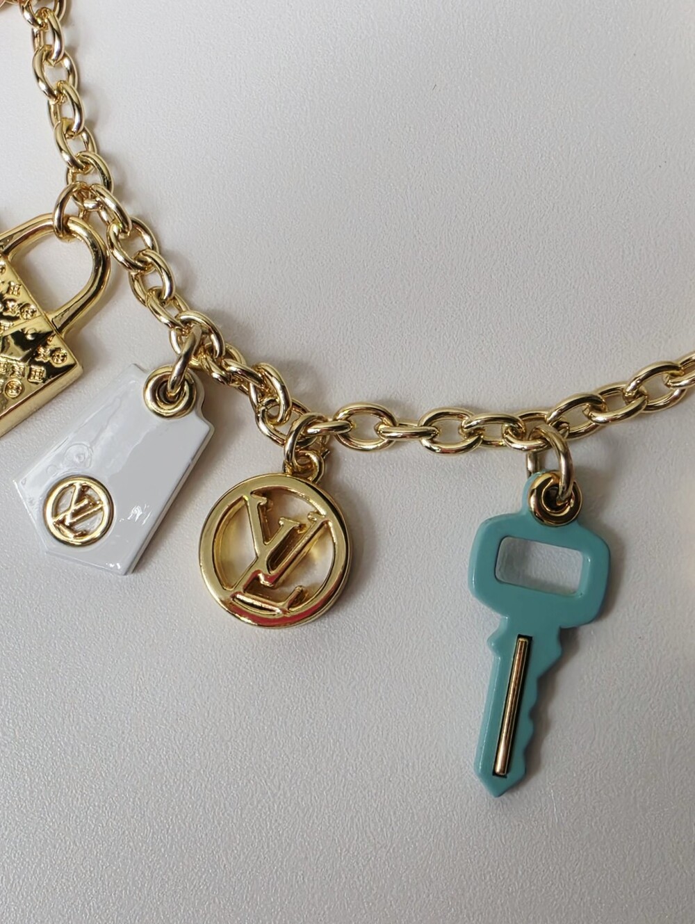 Louis Vuitton Spring Street Chain Bag Charm - Picture 3 of 7